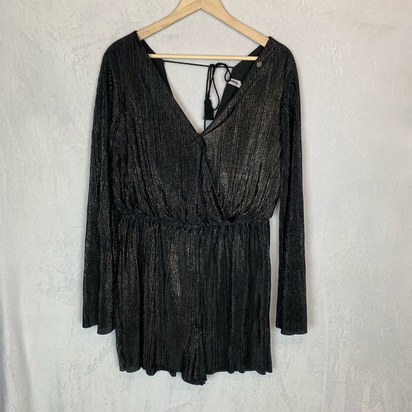 Xhilaration Pants - Sparkly Pleated Romper